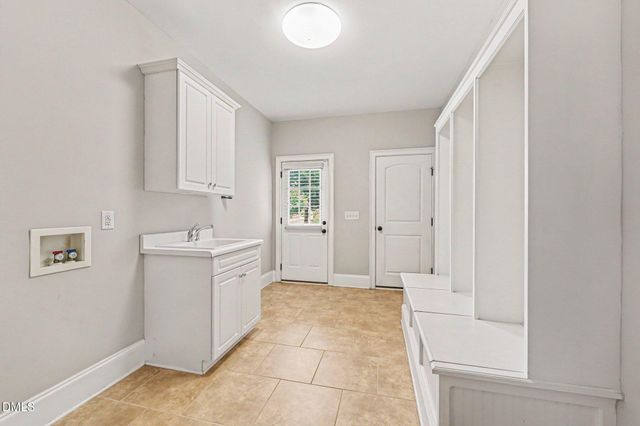 8120 Zinfandel Drive, Kernersville, NC 27284