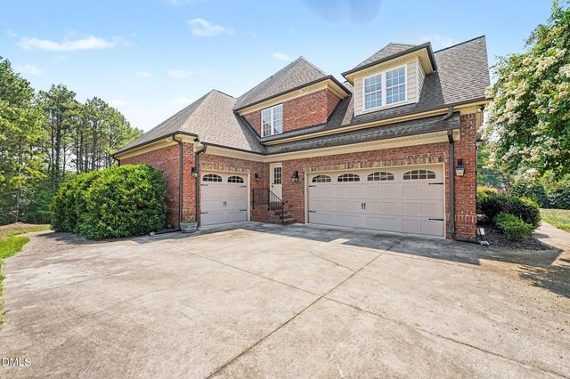 8120 Zinfandel Drive, Kernersville, NC 27284