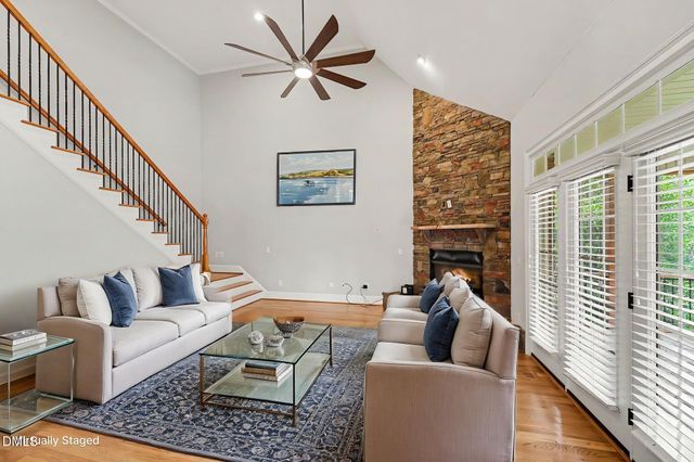 8120 Zinfandel Drive, Kernersville, NC 27284