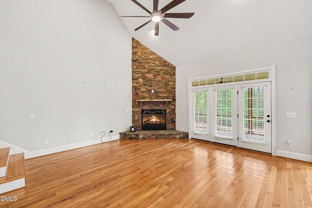 8120 Zinfandel Drive, Kernersville, NC 27284