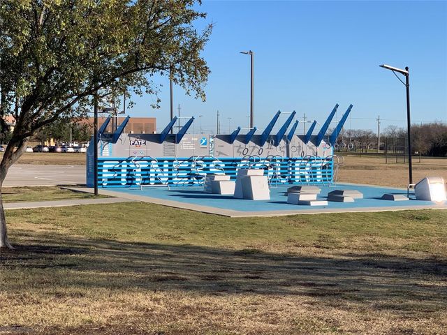 432 Holt Lane, Fate, TX 75087
