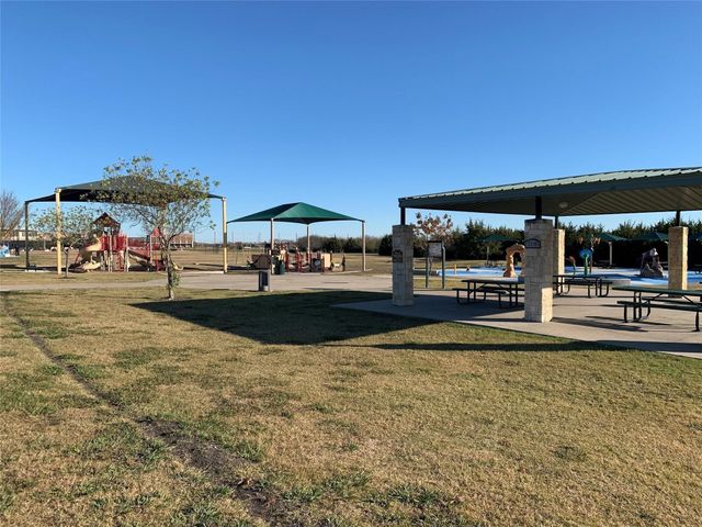 432 Holt Lane, Fate, TX 75087
