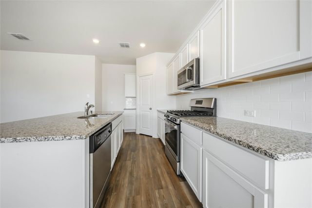 432 Holt Lane, Fate, TX 75087