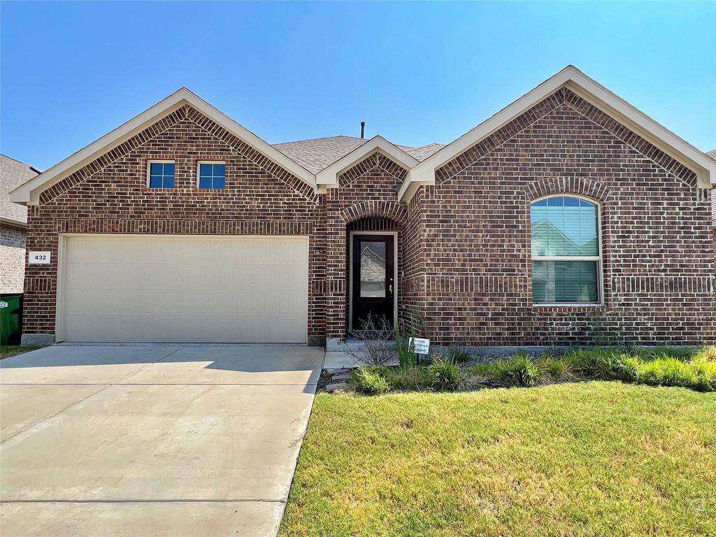 432 Holt Lane, Fate, TX 75087