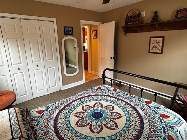 9 S Pond Rd, Plymouth, MA 02360