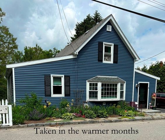 9 S Pond Rd, Plymouth, MA 02360