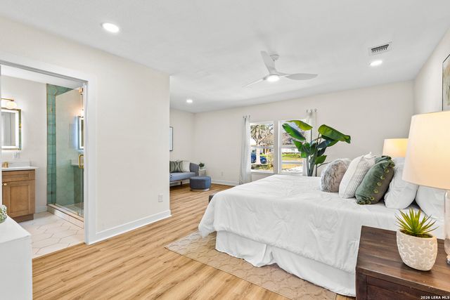 534 Brightwood Pl, San Antonio, TX 78209