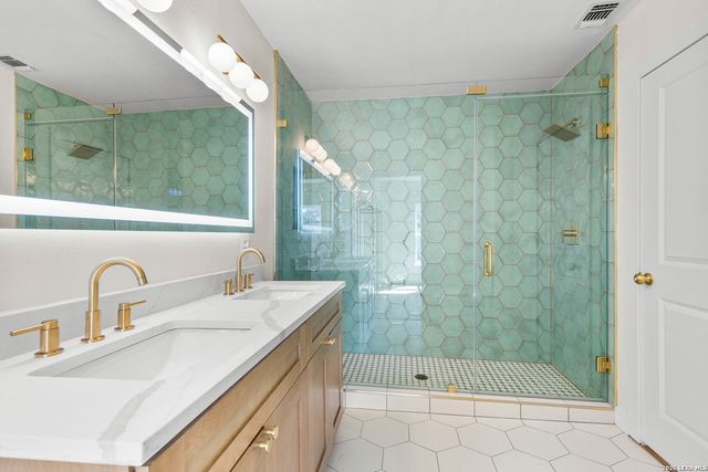 534 Brightwood Pl, San Antonio, TX 78209