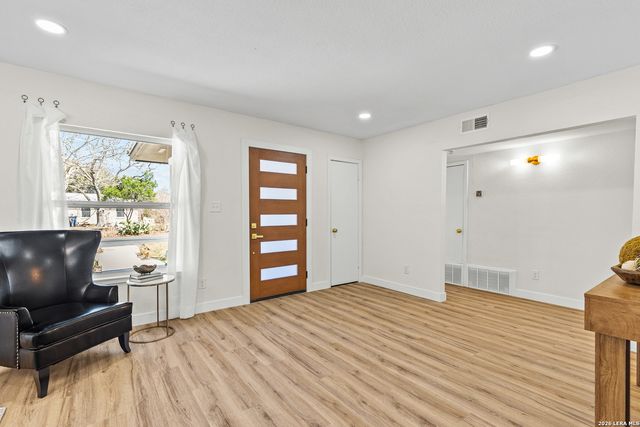 534 Brightwood Pl, San Antonio, TX 78209