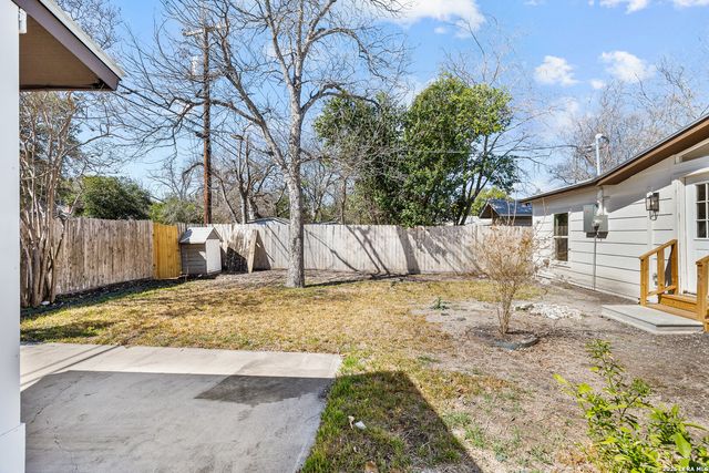 534 Brightwood Pl, San Antonio, TX 78209