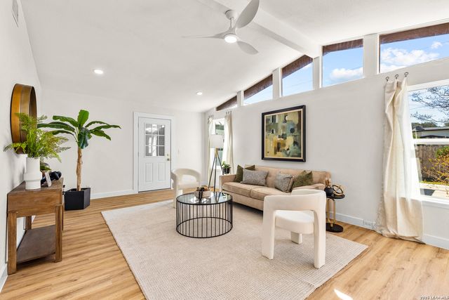 534 Brightwood Pl, San Antonio, TX 78209