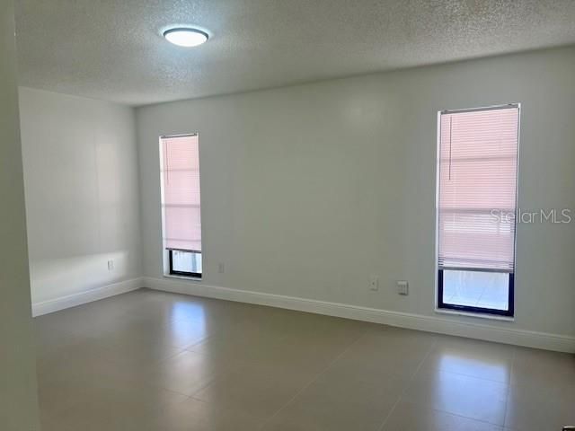 325 LARIAT LANE, Kissimmee, FL 34743