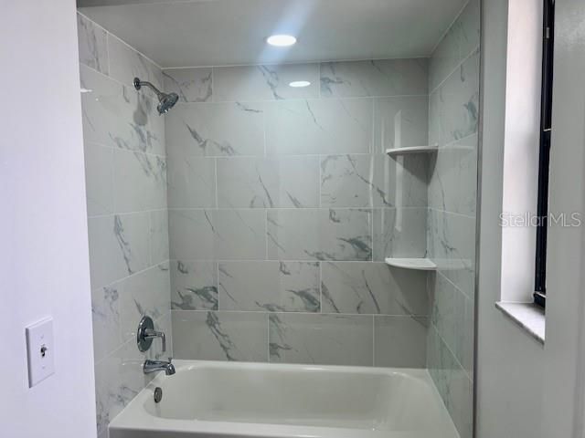 325 LARIAT LANE, Kissimmee, FL 34743