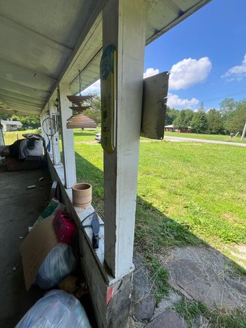 4207 Sequatchie Mountain Road, Sequatchie, TN 37374
