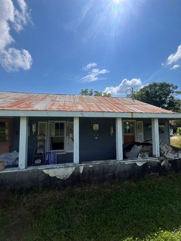4207 Sequatchie Mountain Road, Sequatchie, TN 37374