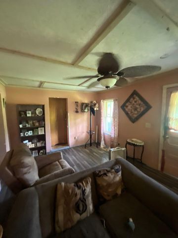 4207 Sequatchie Mountain Road, Sequatchie, TN 37374