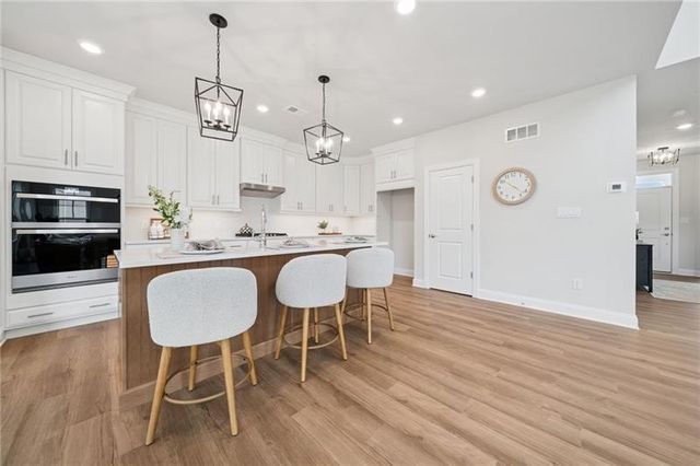 1021 Stonegate Dr, South Fayette, PA 15057