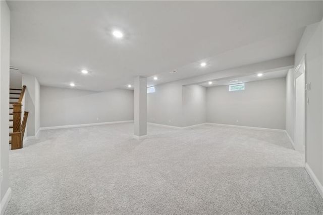 1021 Stonegate Dr, South Fayette, PA 15057