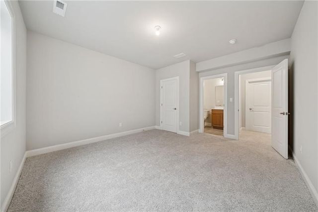 1021 Stonegate Dr, South Fayette, PA 15057