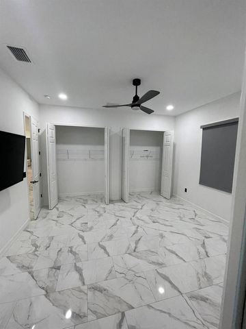 8036 Spendthrift Lane, Port St. Lucie, FL 34986