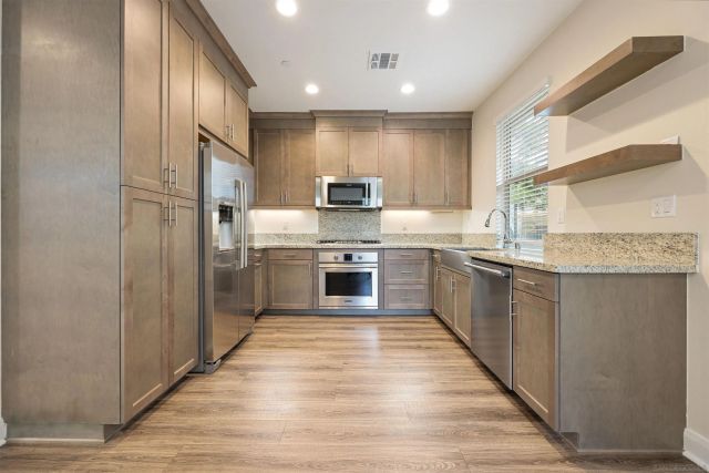 2115 Solara, Vista, CA 92081