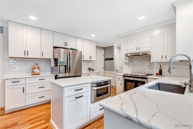 13904 Sunrise Bluff Rd, Chesterfield, VA 23112