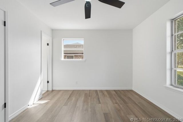 427 E F Street N, Jenks, OK 74037