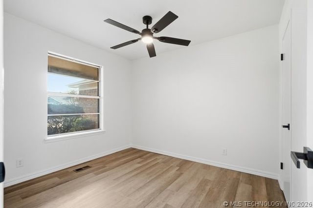 427 E F Street N, Jenks, OK 74037