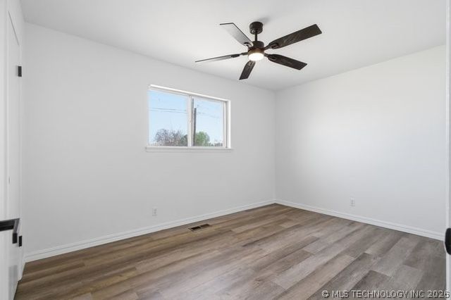 427 E F Street N, Jenks, OK 74037