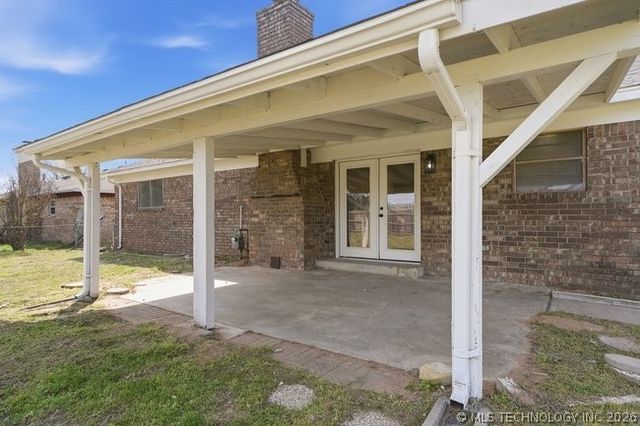 427 E F Street N, Jenks, OK 74037