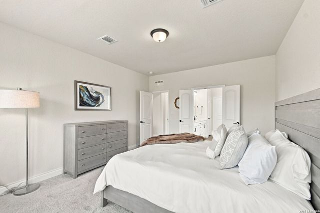2290 STEERHEAD TRL, New Braunfels, TX 78132