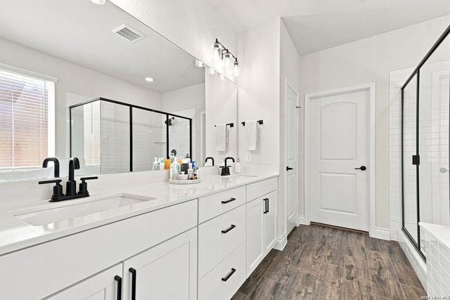 2290 STEERHEAD TRL, New Braunfels, TX 78132