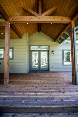 69396 Tollgate Road, Sisters, OR 97759