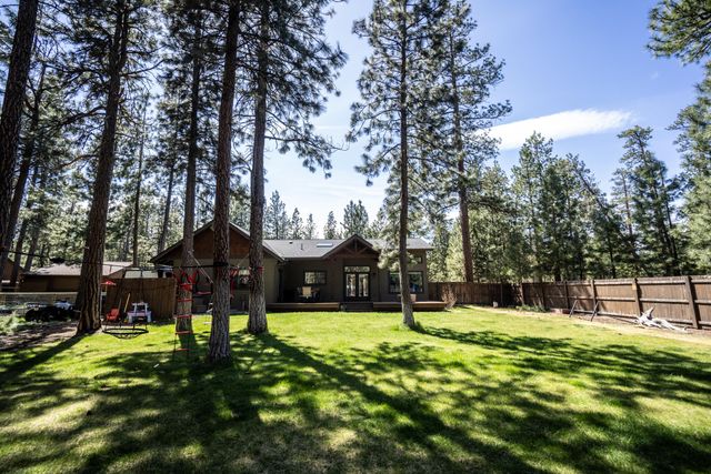 69396 Tollgate Road, Sisters, OR 97759