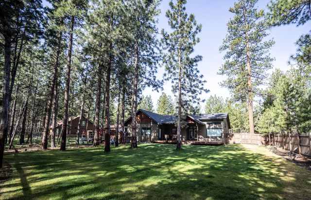 69396 Tollgate Road, Sisters, OR 97759