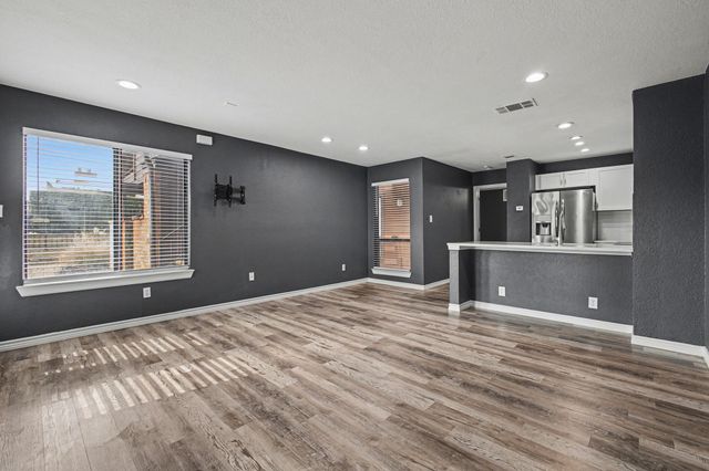 1700 Baird Farm Circle 1102, Arlington, TX 76006