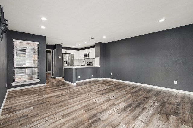 1700 Baird Farm Circle 1102, Arlington, TX 76006