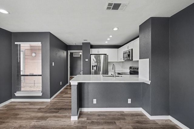 1700 Baird Farm Circle 1102, Arlington, TX 76006