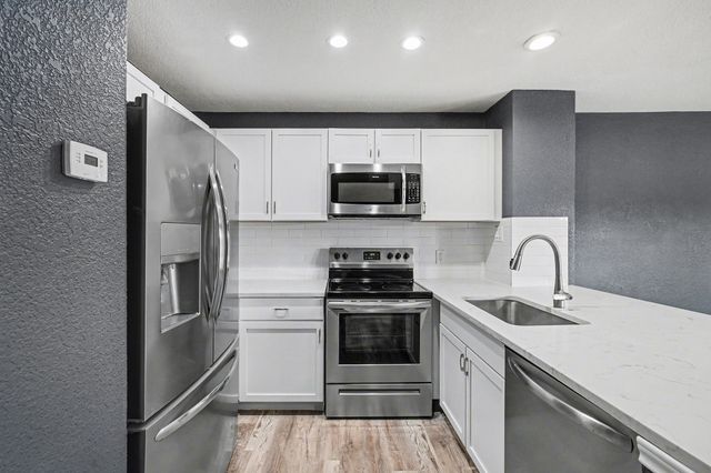 1700 Baird Farm Circle 1102, Arlington, TX 76006