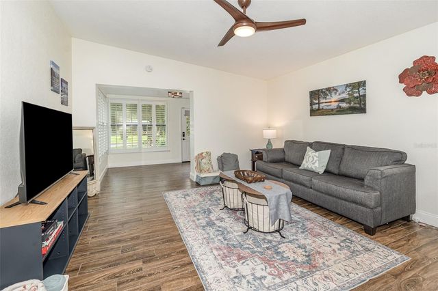 2721 E MARKS STREET, Orlando, FL 32803