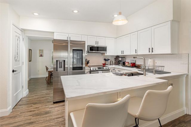 2721 E MARKS STREET, Orlando, FL 32803