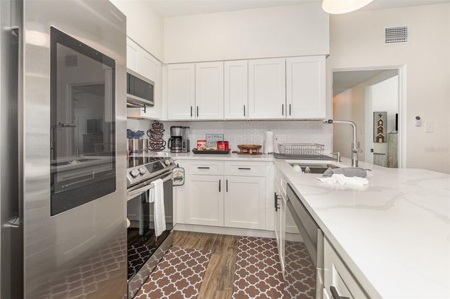 2721 E MARKS STREET, Orlando, FL 32803