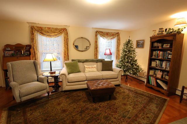 266 Poverty Ln Unit 1A, Lebanon, NH 03766