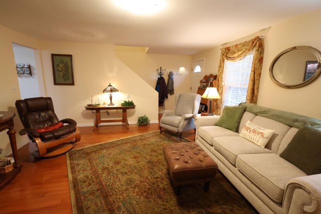 266 Poverty Ln Unit 1A, Lebanon, NH 03766