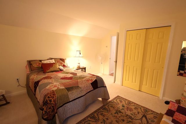 266 Poverty Ln Unit 1A, Lebanon, NH 03766