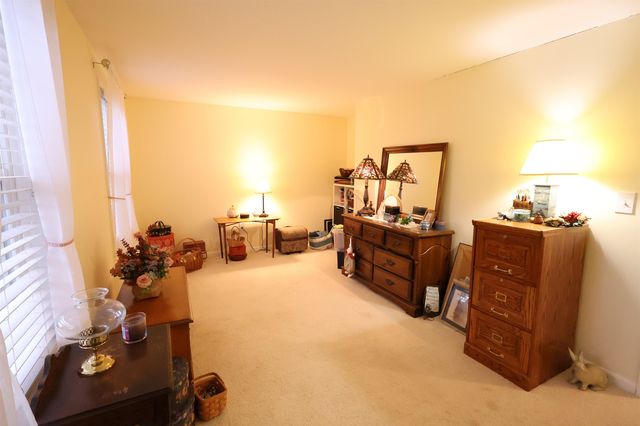 266 Poverty Ln Unit 1A, Lebanon, NH 03766