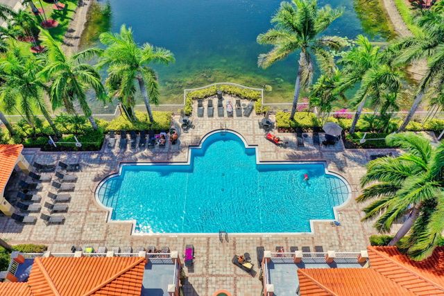 11032 Legacy Drive 303, Palm Beach Gardens, FL 33410