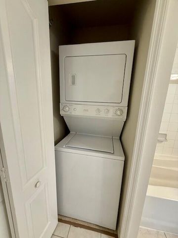 11032 Legacy Drive 303, Palm Beach Gardens, FL 33410