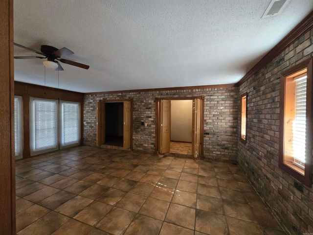 106 Honeysuckle Lane, Helena, AR 72342