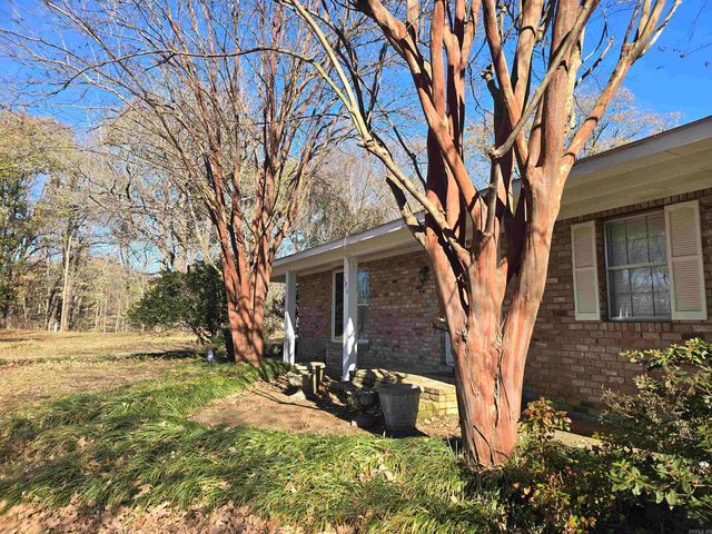 106 Honeysuckle Lane, Helena, AR 72342